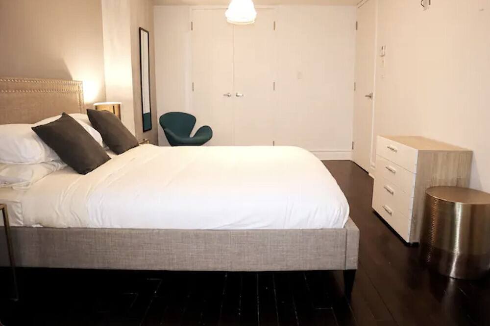 Photo of Bedroom in Gay Village