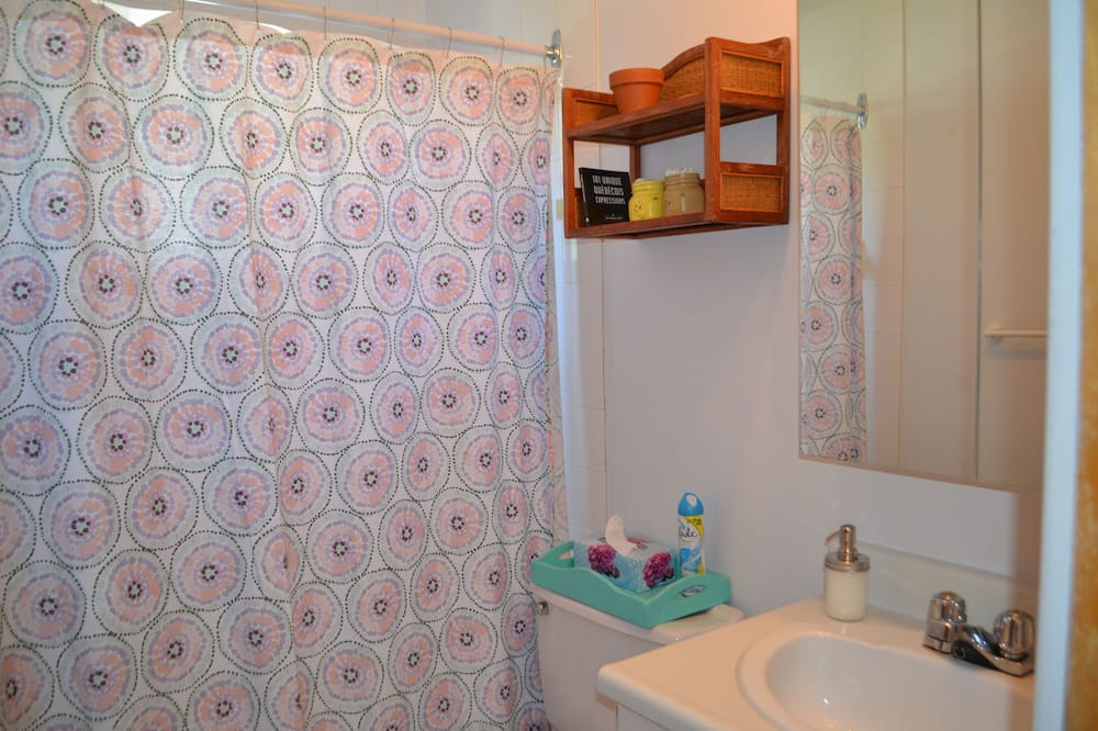 Photo of Bathroom in Sherbrooke