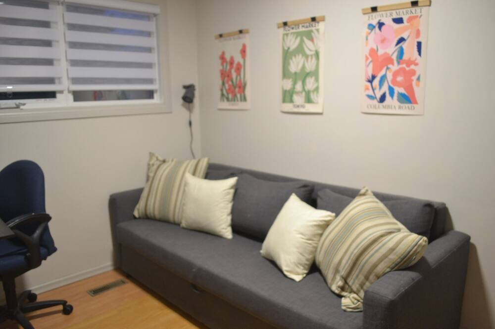 Photo of Livingroom in Gimli