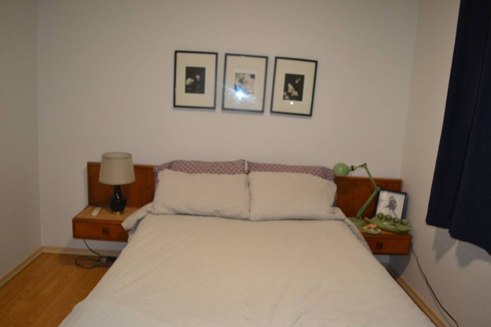 Photo of Bedroom in Gimli