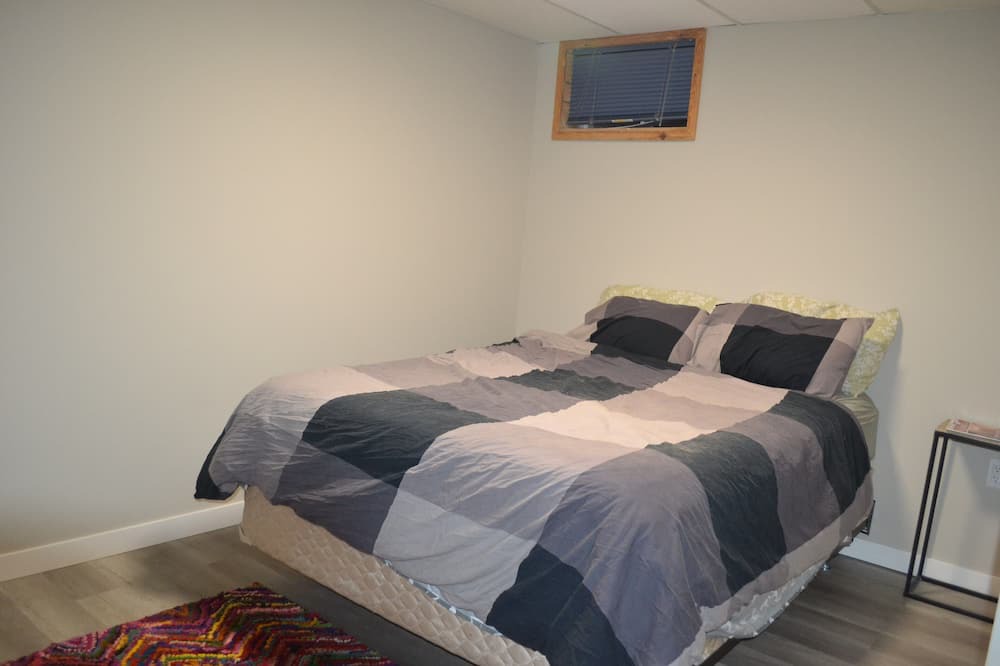 Photo of Bedroom in Gimli