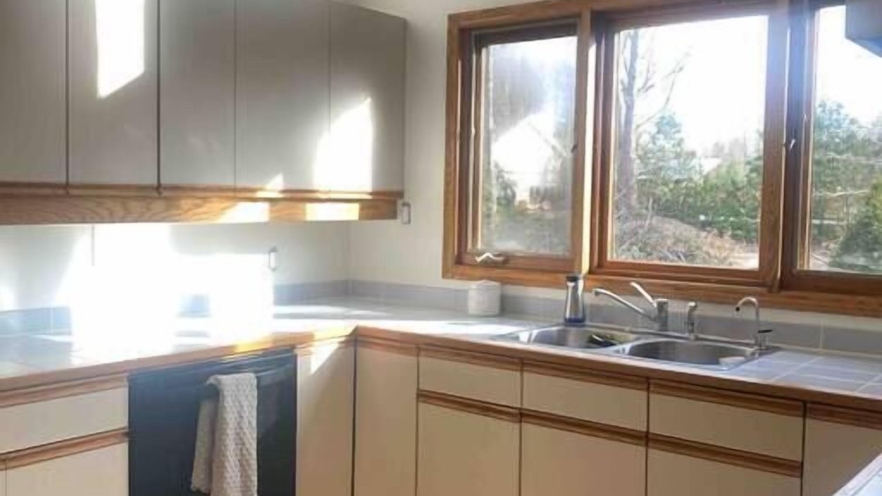 Photo of Kitchen in Kincardine