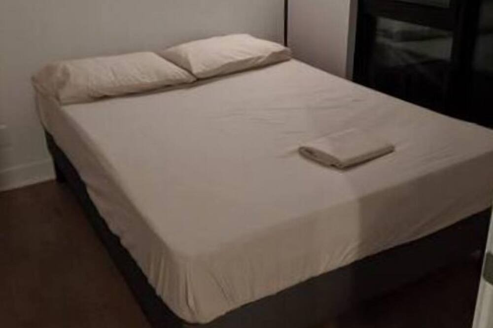 Photo of Bedroom in Pointe-Saint-Charles