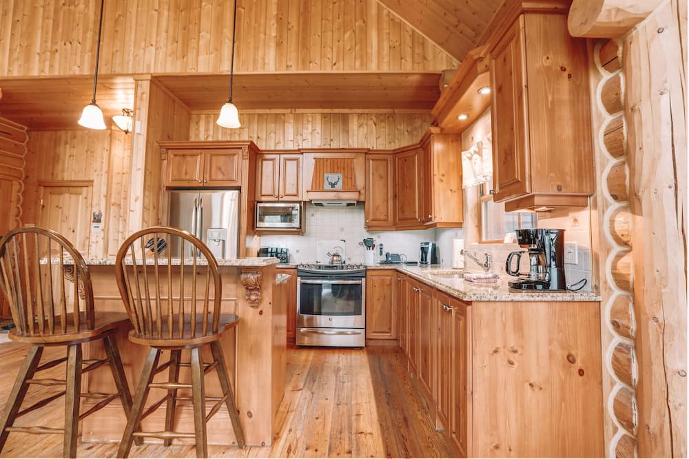 Photo of Kitchen in Mille-Isles