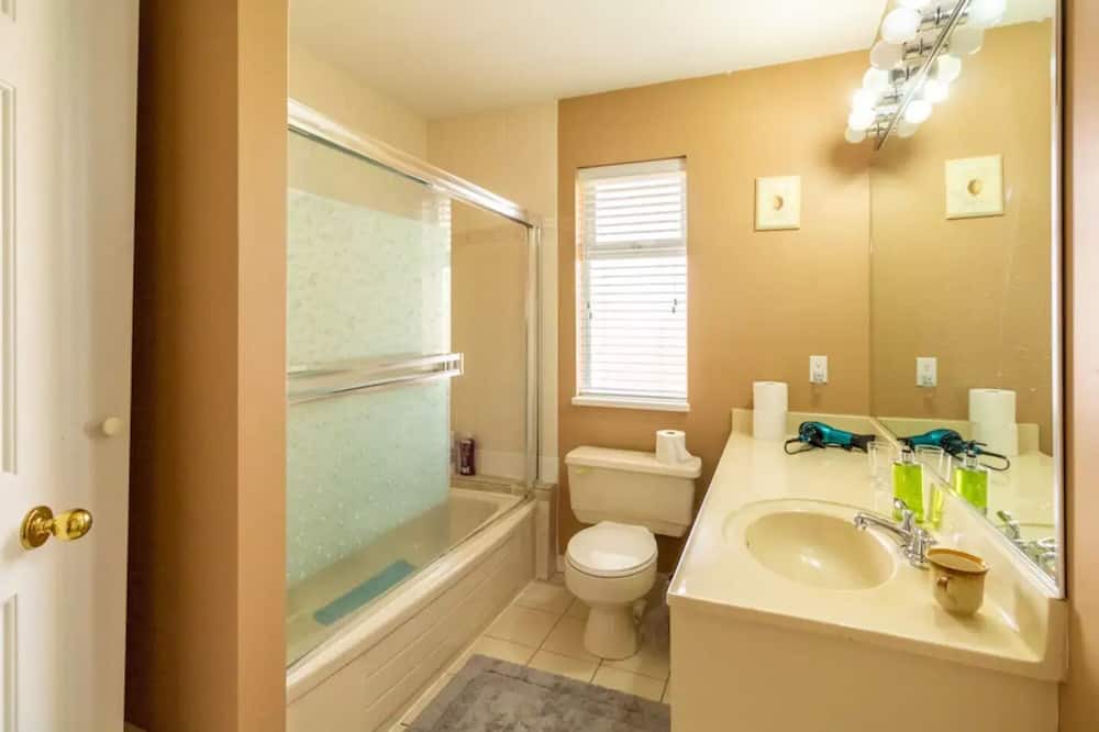 Photo of Bathroom in Shaughnessy