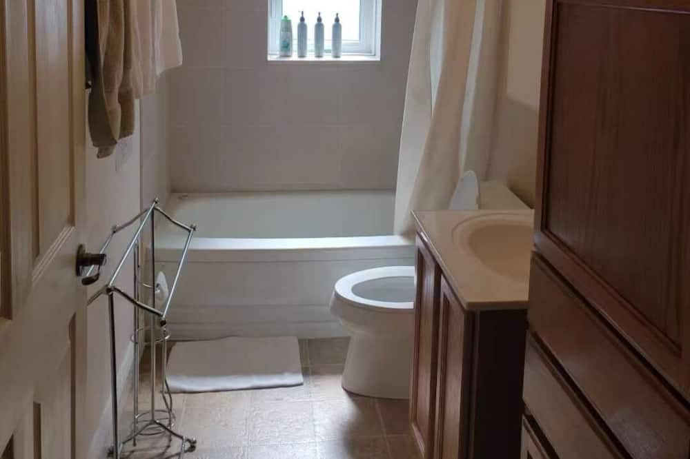 Photo of Bathroom in Otonabee-South Monaghan