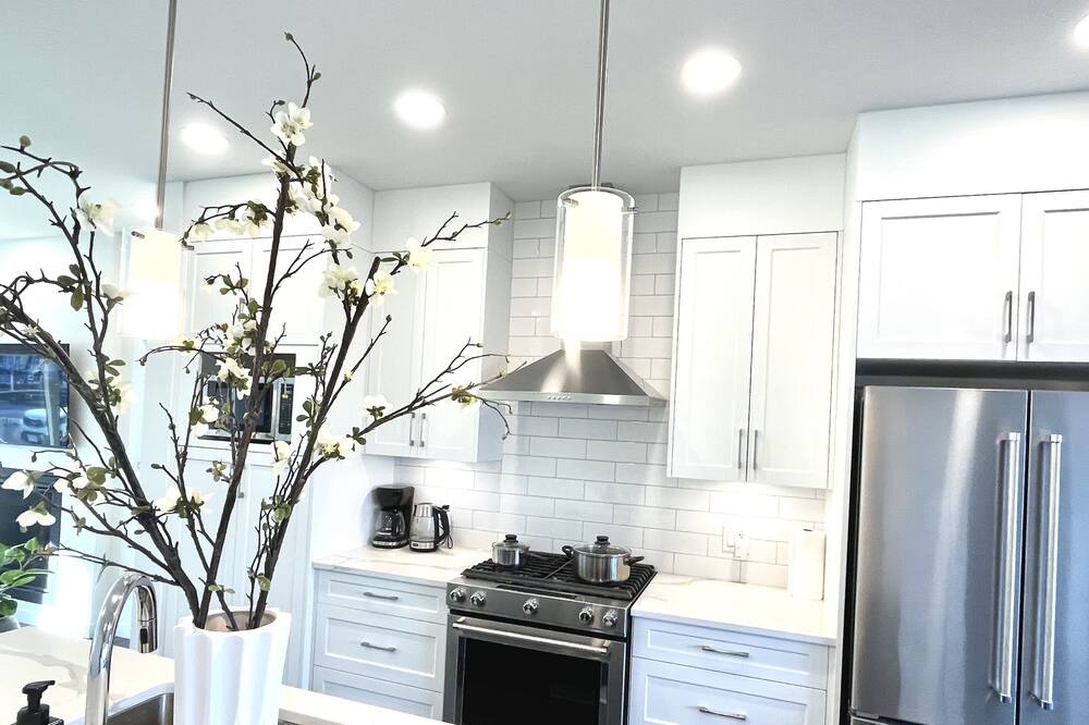 Photo of Kitchen in Colwood