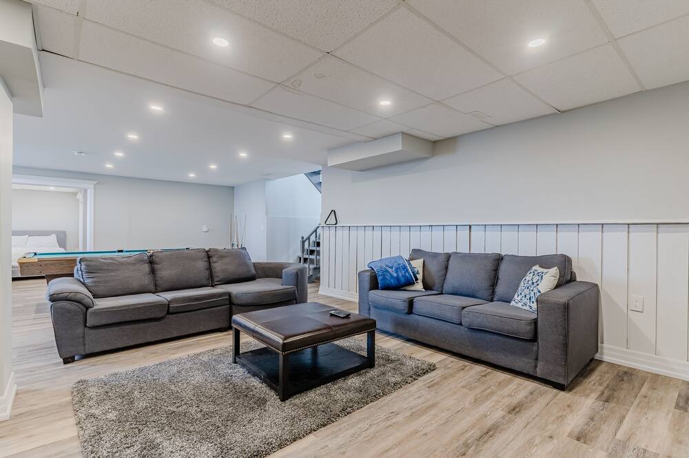 Photo of Livingroom in Kawartha Lakes