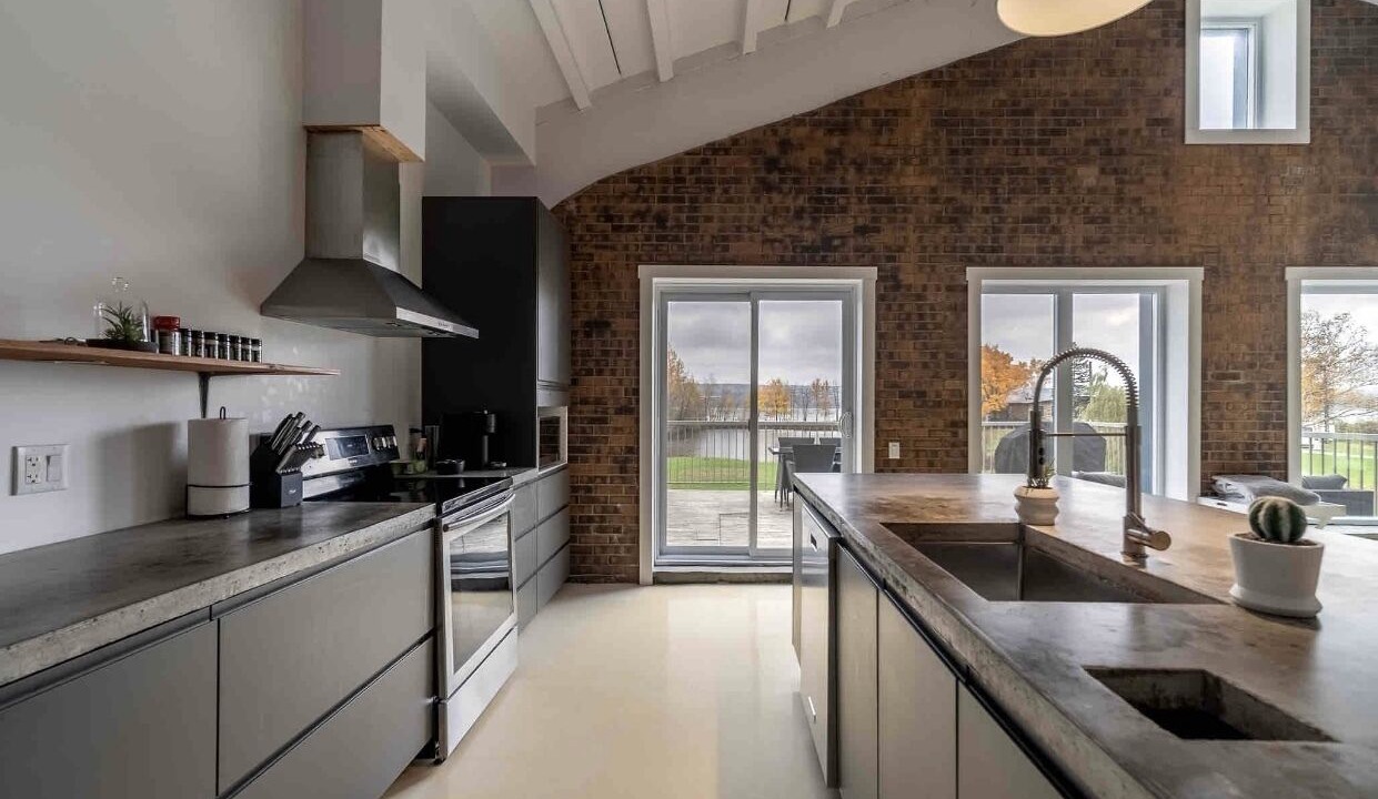Photo of Kitchen in Chateau-Richer