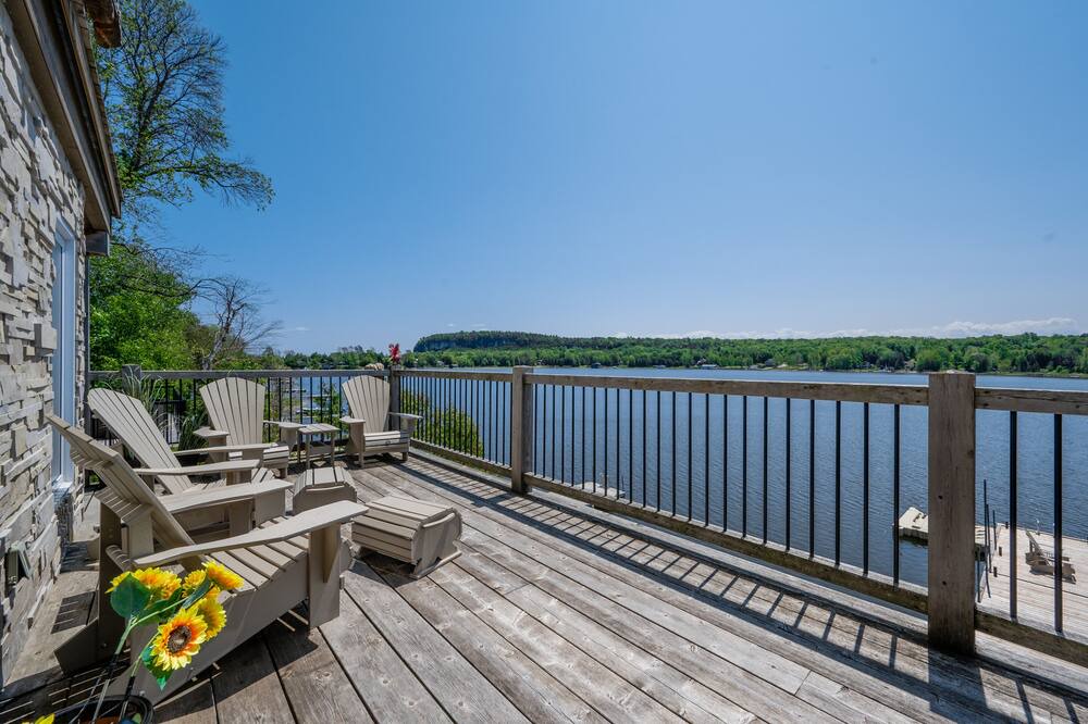 Photo of Patio Balcony in Lion's Head