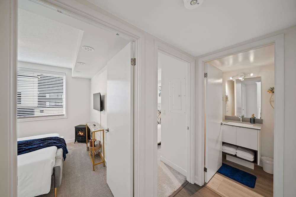 Photo of Bedroom in Aldershot