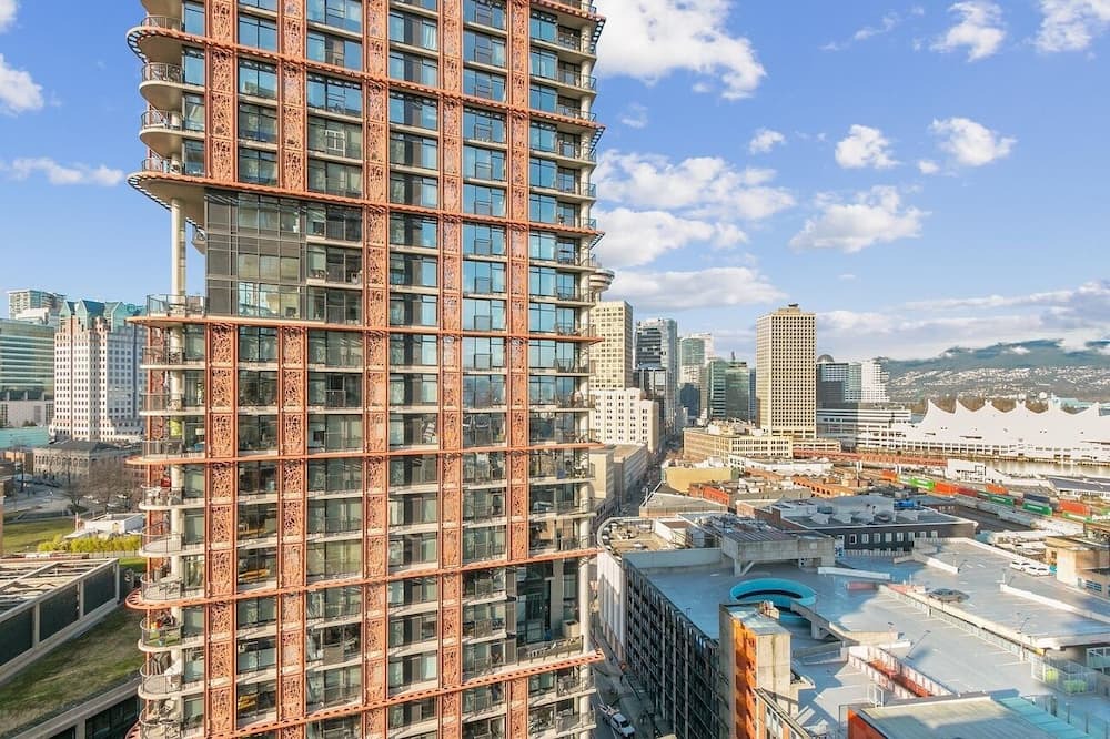 Photo of Outdoor in Crosstown
