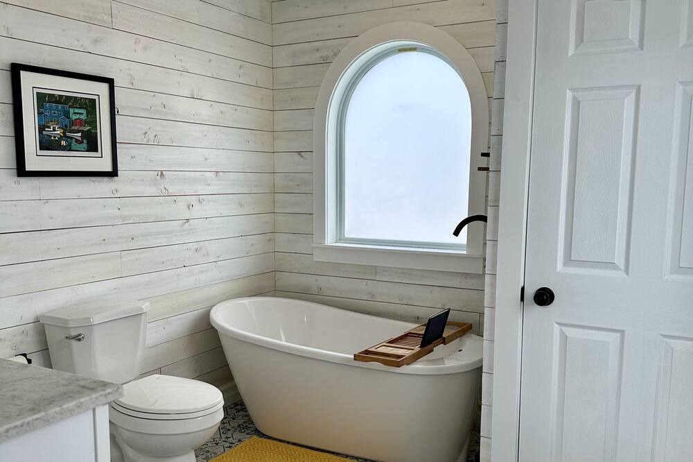 Photo of Bathroom in Norris Point