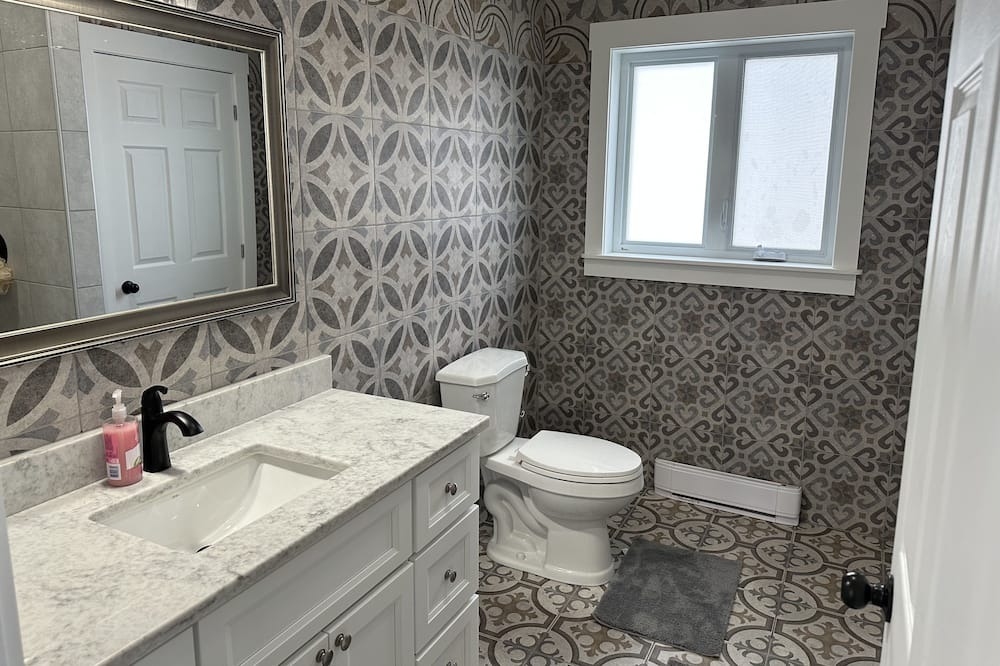 Photo of Bathroom in Norris Point