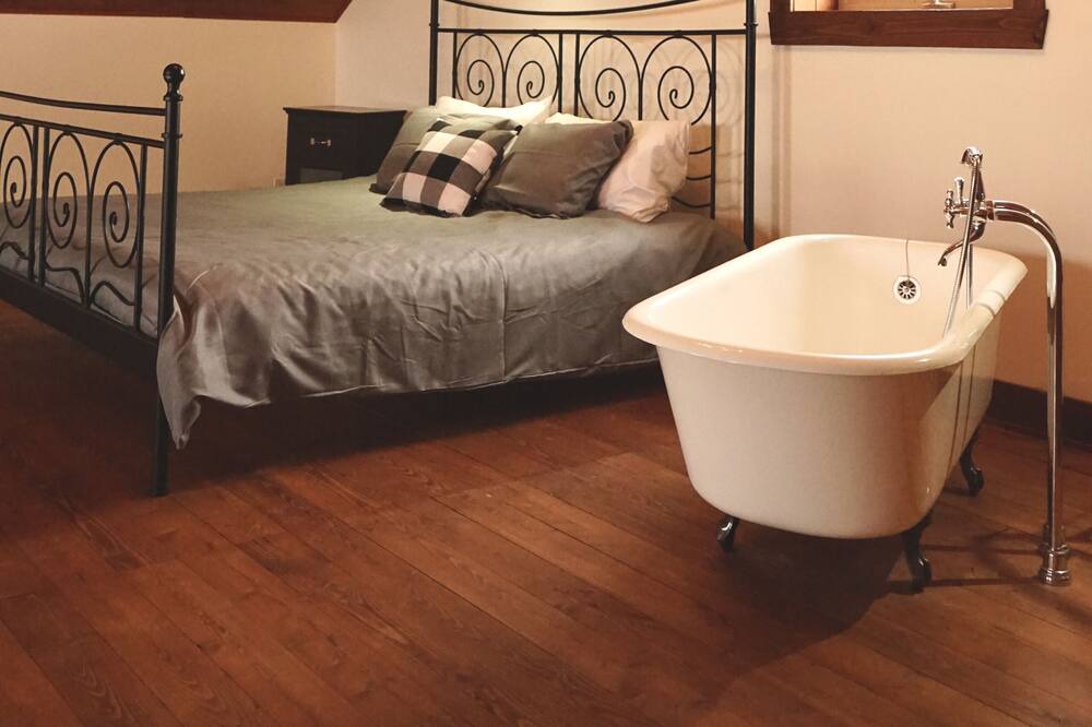 Photo of Bathroom in Saint-Julien