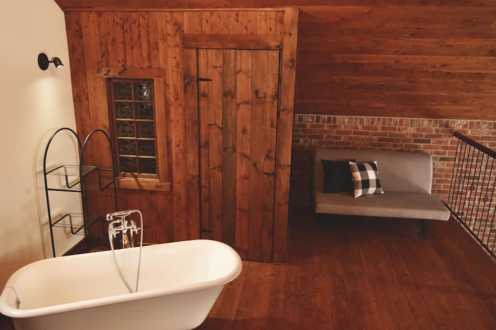 Photo of Bathroom in Saint-Julien