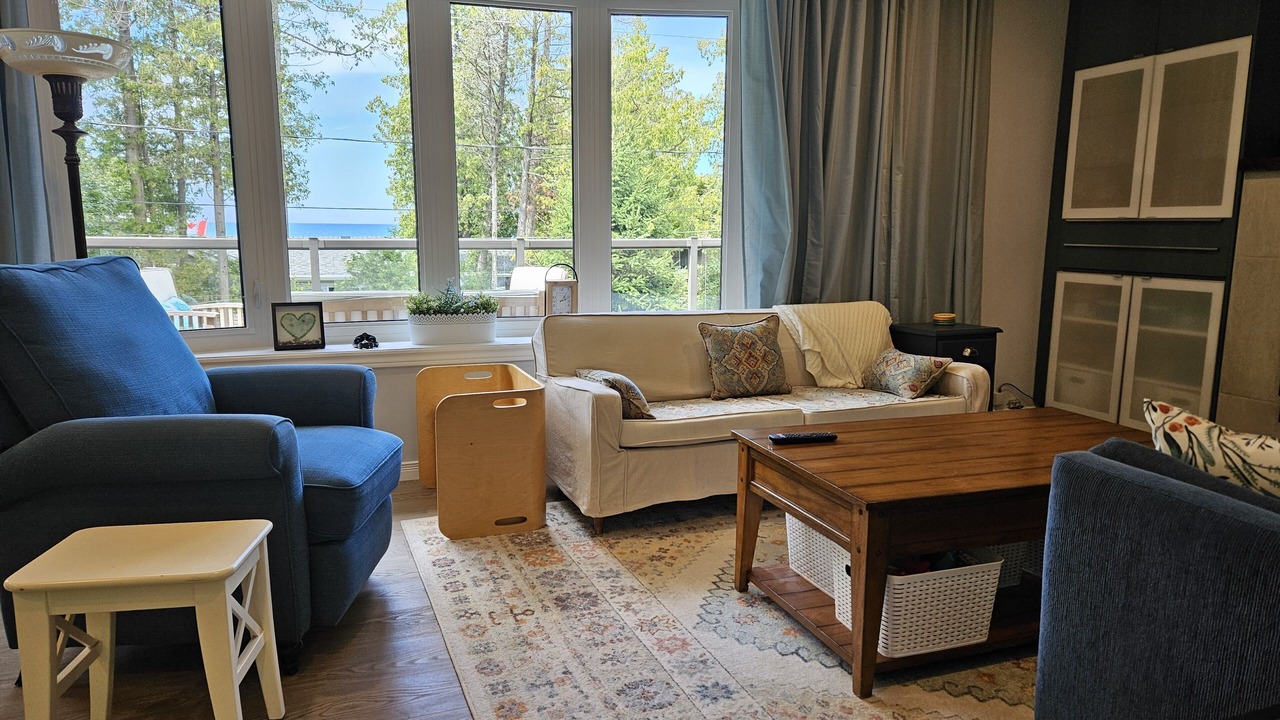 Photo of Livingroom in Inverhuron