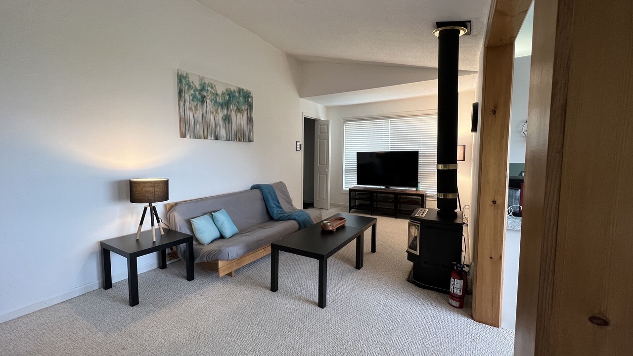 Photo of Livingroom in Pefferlaw