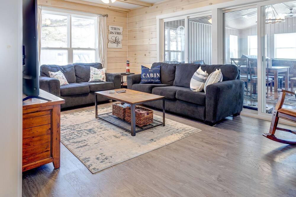 Photo of Livingroom in Alberton