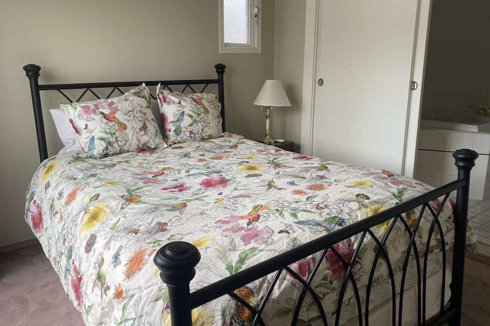 Photo of Bedroom in Vernon