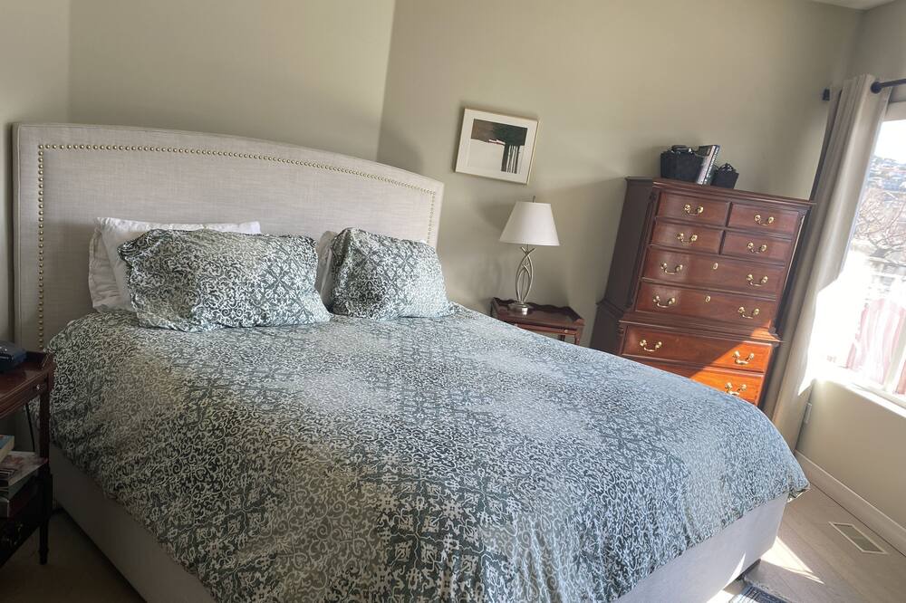 Photo of Bedroom in Vernon