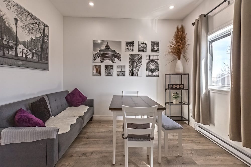 Photo of Livingroom in Cote-Saint-Paul