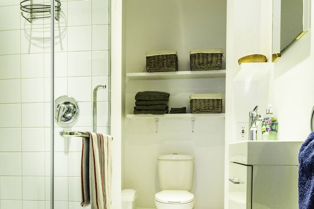 Photo of Bathroom in Lower Town