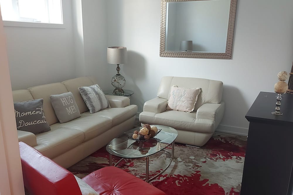 Photo of Livingroom in Buckingham