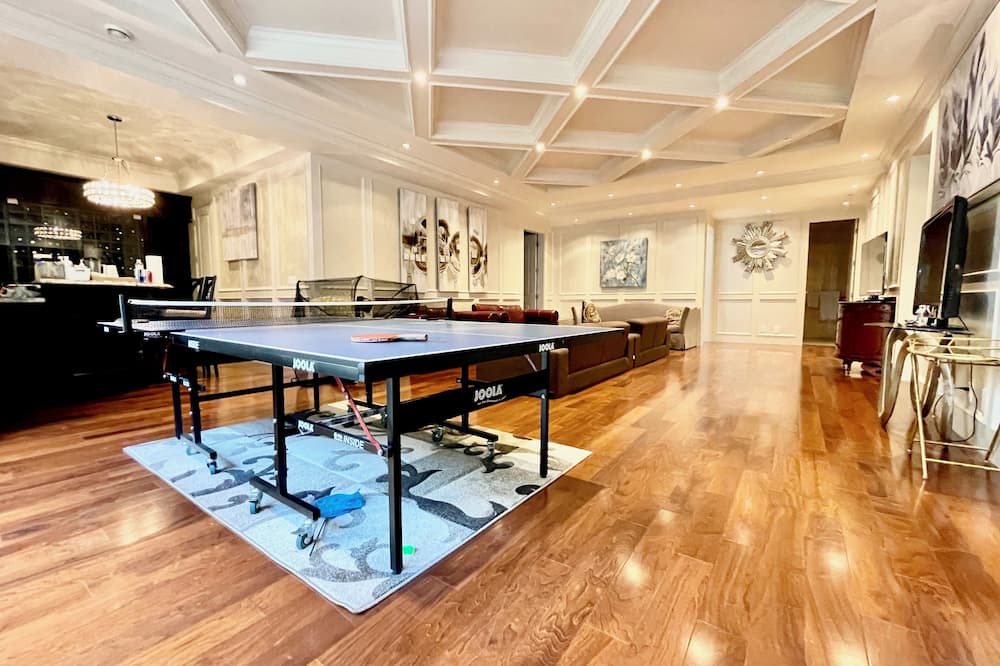 Photo of Livingroom in Oakridge