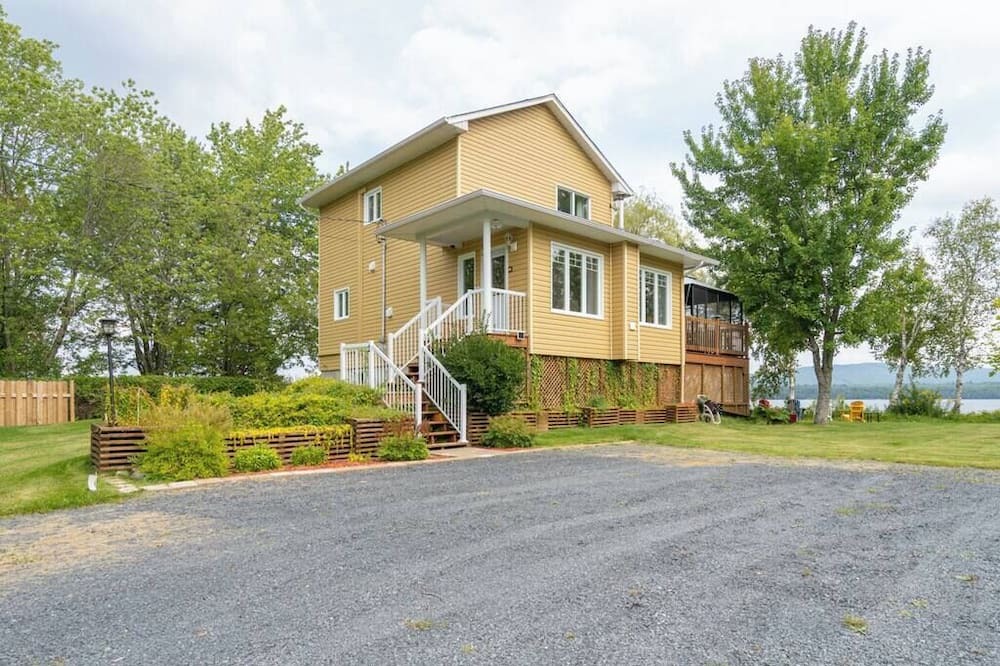 Photo of Outdoor in Le Haut-Saint-Francois Regional County Municipality