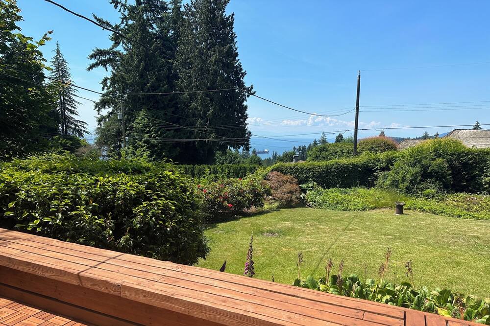 Photo of Outdoor in West Vancouver