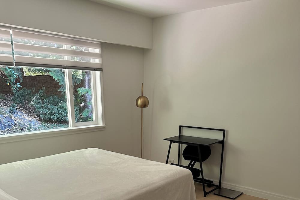 Photo of Bedroom in West Vancouver