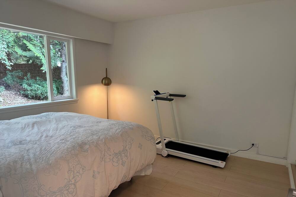 Photo of Bedroom in West Vancouver