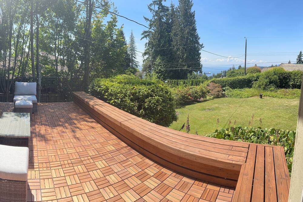 Photo of Outdoor in West Vancouver