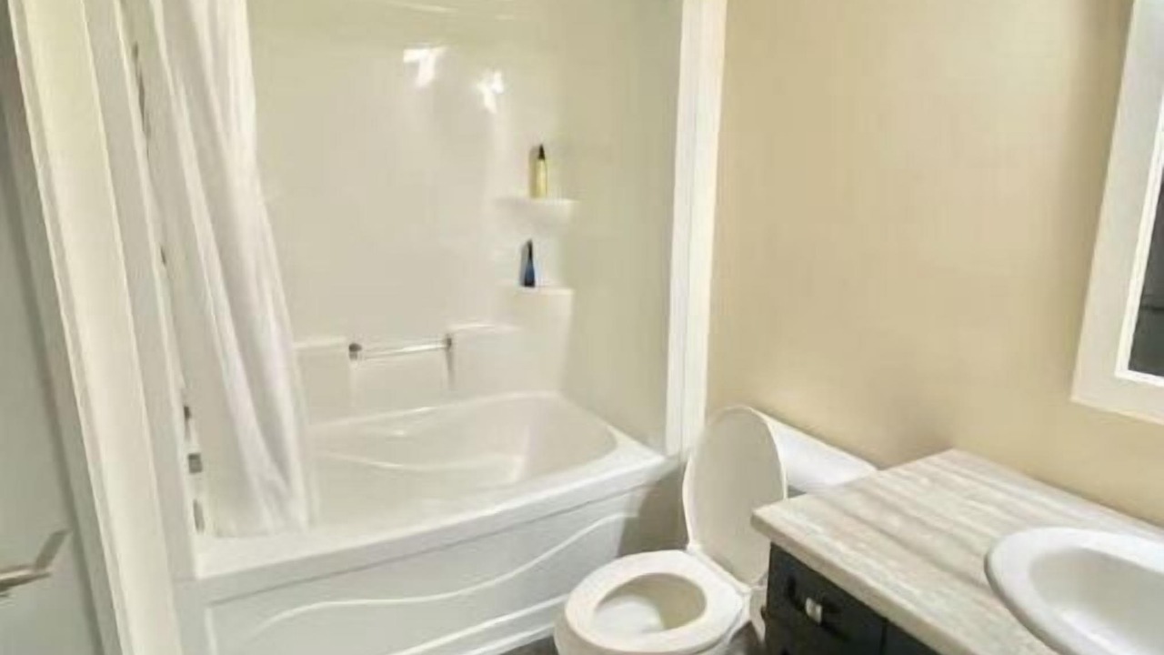 Photo of Bathroom in Thorold