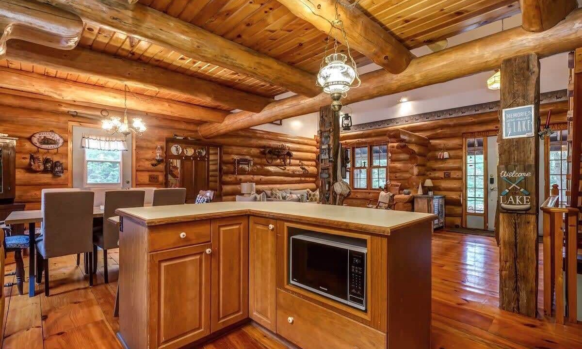 Photo of Kitchen in Lyndhurst
