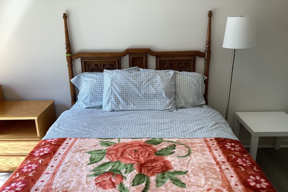 Photo of Bedroom in West Vancouver