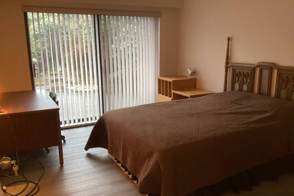 Photo of Bedroom in West Vancouver