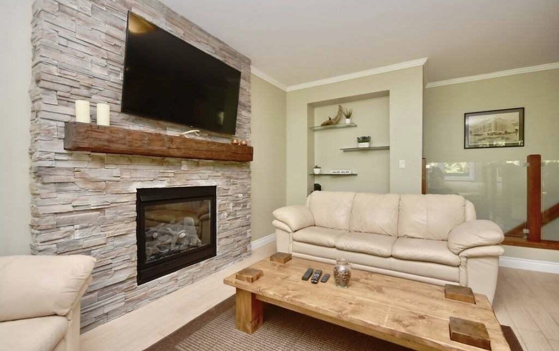 Photo of Livingroom in Tiny