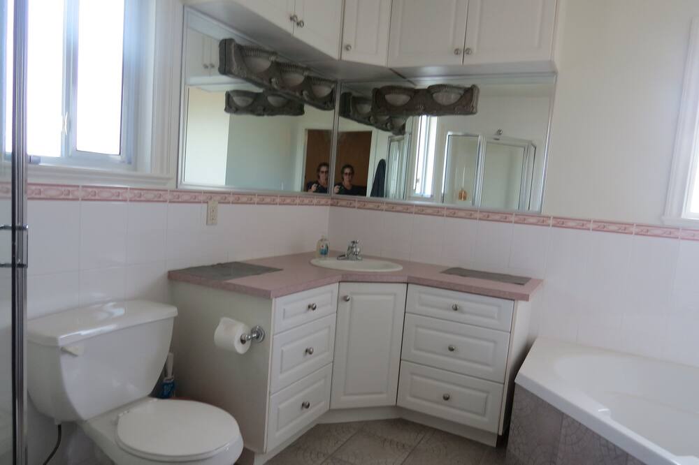 Photo of Bathroom in Burnaby