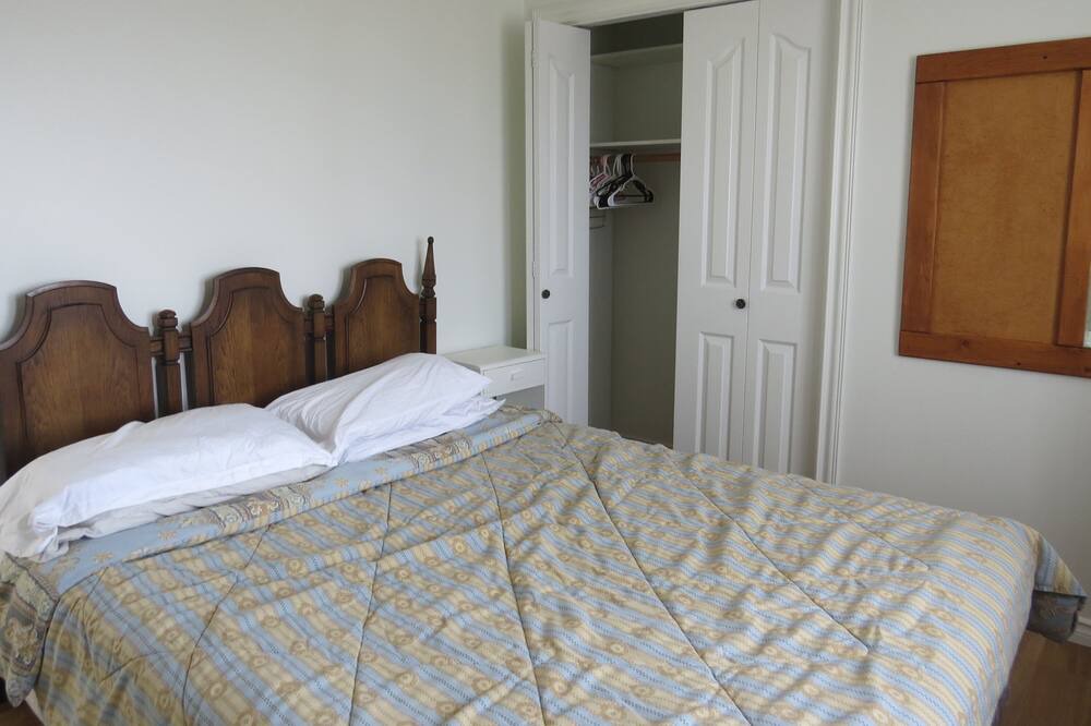 Photo of Bedroom in Burnaby