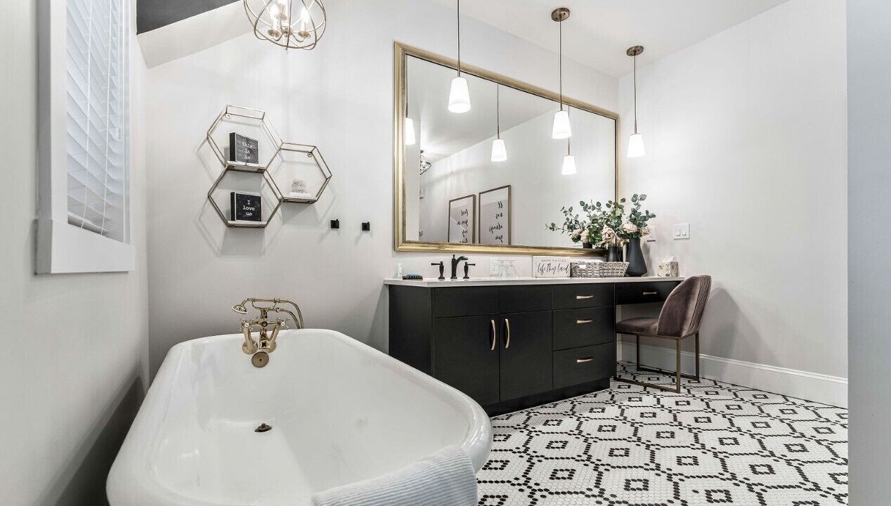 Photo of Bathroom in Currie Barracks