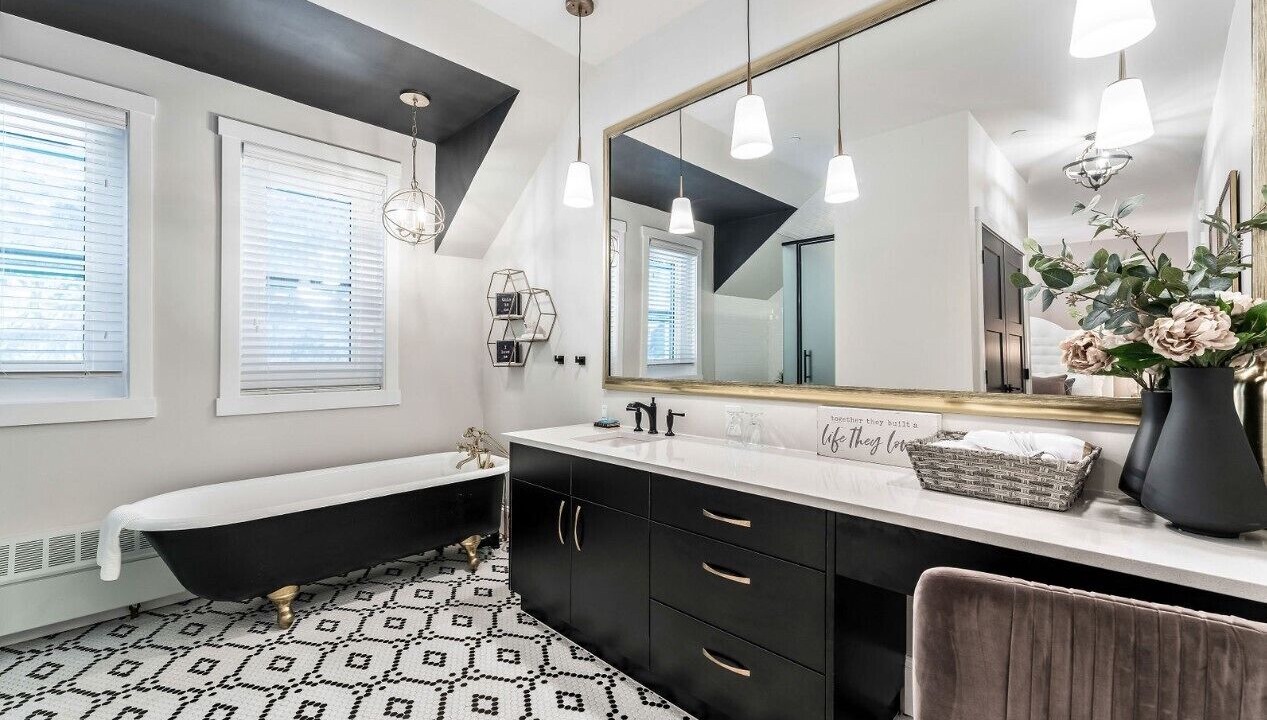 Photo of Bathroom in Currie Barracks