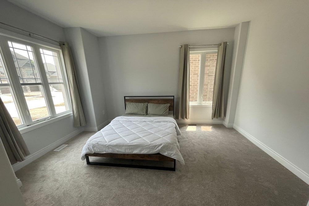 Photo of Bedroom in Orillia