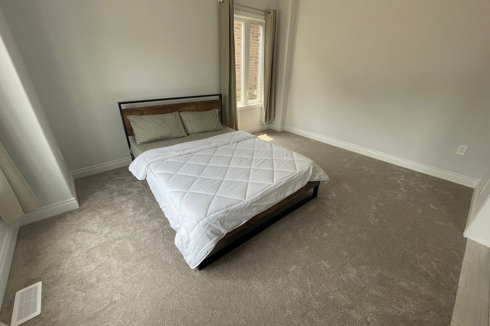 Photo of Bedroom in Orillia
