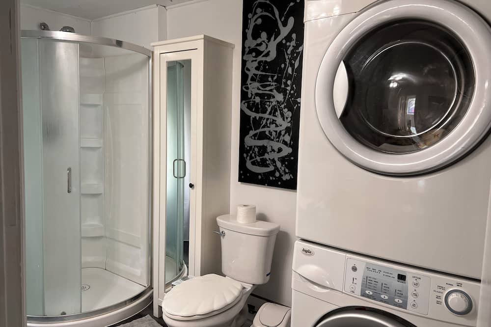 Photo of Bathroom in Oro-Medonte