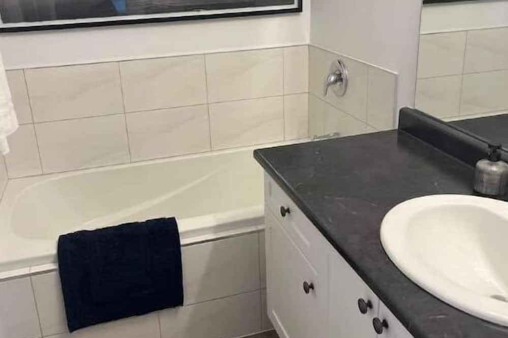 Photo of Bathroom in Beamsville