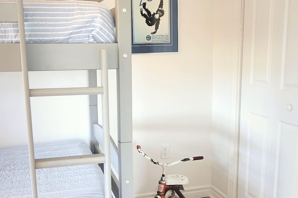 Photo of Bedroom in Saint Peters Bay