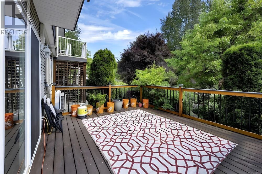 Photo of Outdoor in Lake Cowichan
