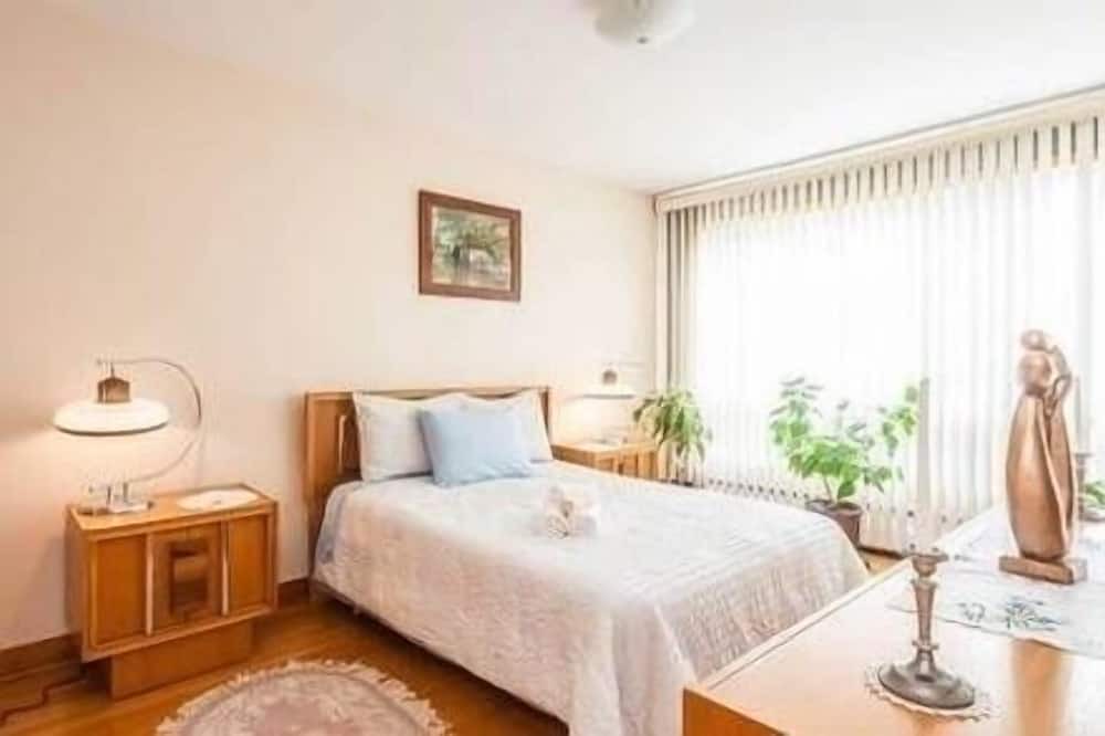 Photo of Bedroom in LaSalle
